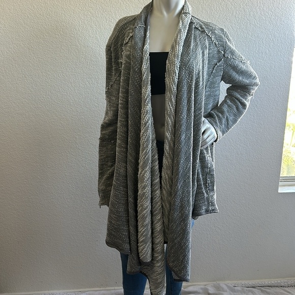 Free People In the Loop Waterfall cardigan in grey - Picture 3 of 10